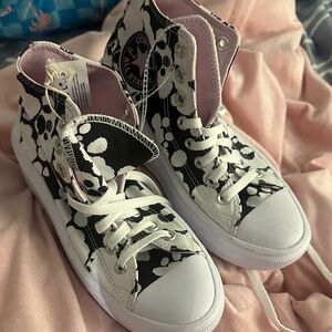 Converse Women's Black and White Polka Dot Sneakers